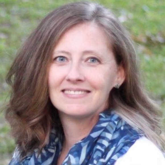 Meet your Posher, Melanie - Picture 2 of 2